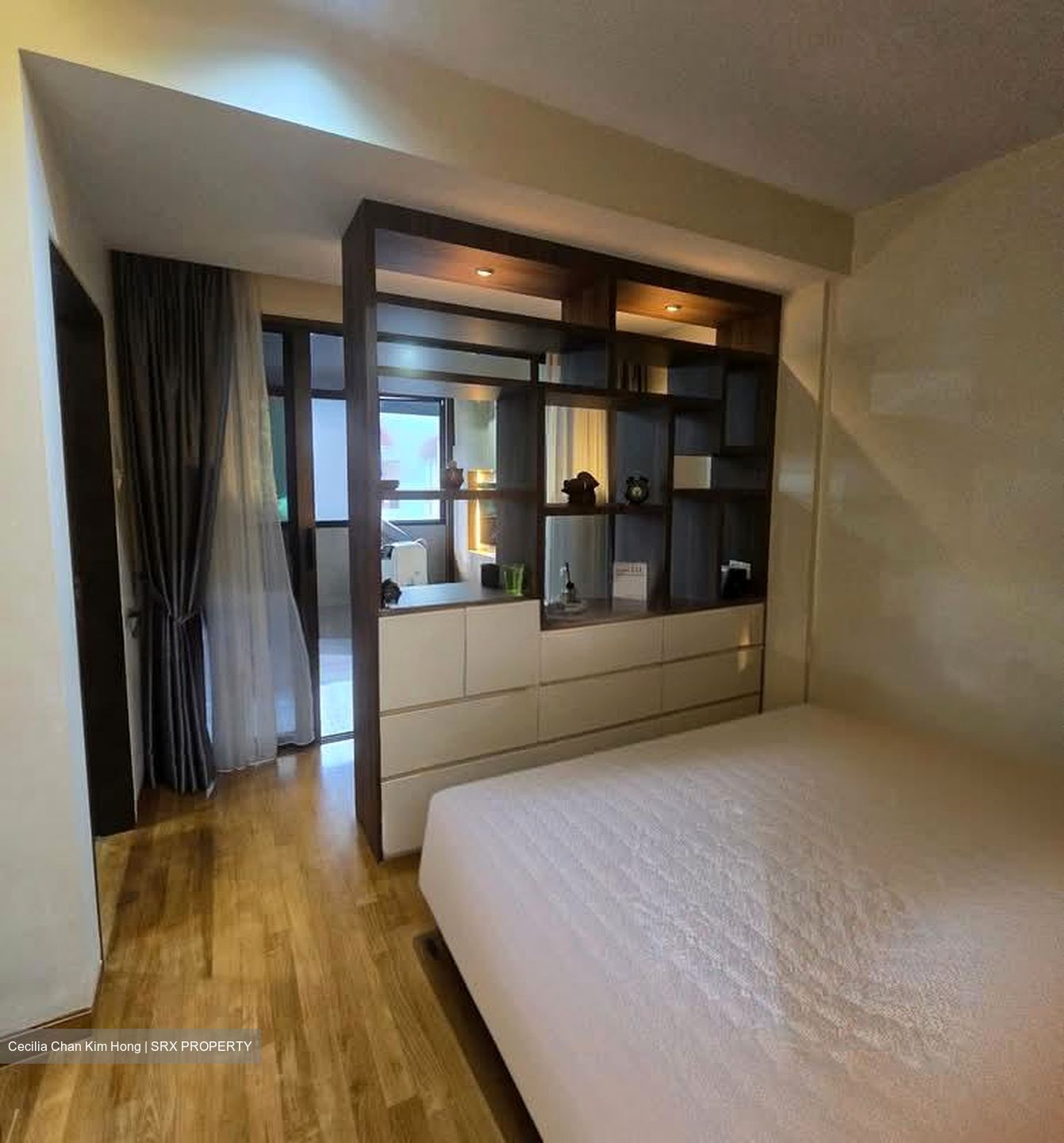Hillside Drive (D19), Terrace #554769401